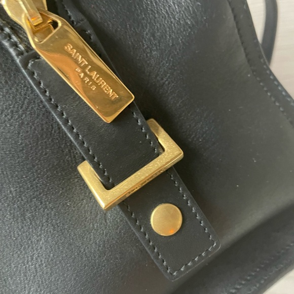 Saint Laurent Y Cabas bag in Small, black - Picture 10 of 12